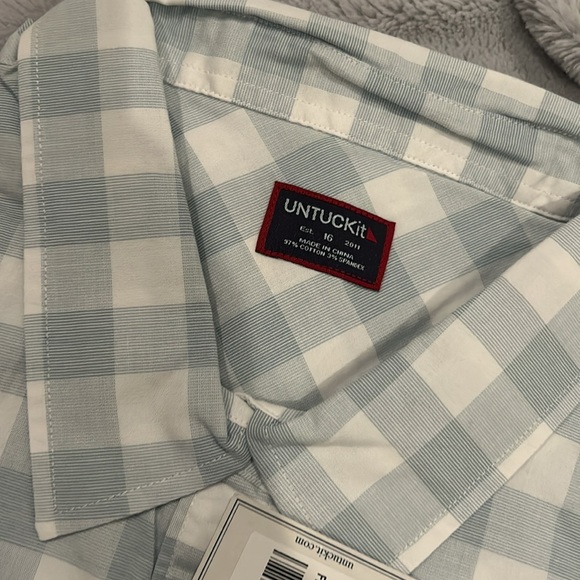 NWT UnTuckit Santa Marzi Button Down Shirt - Picture 4 of 7